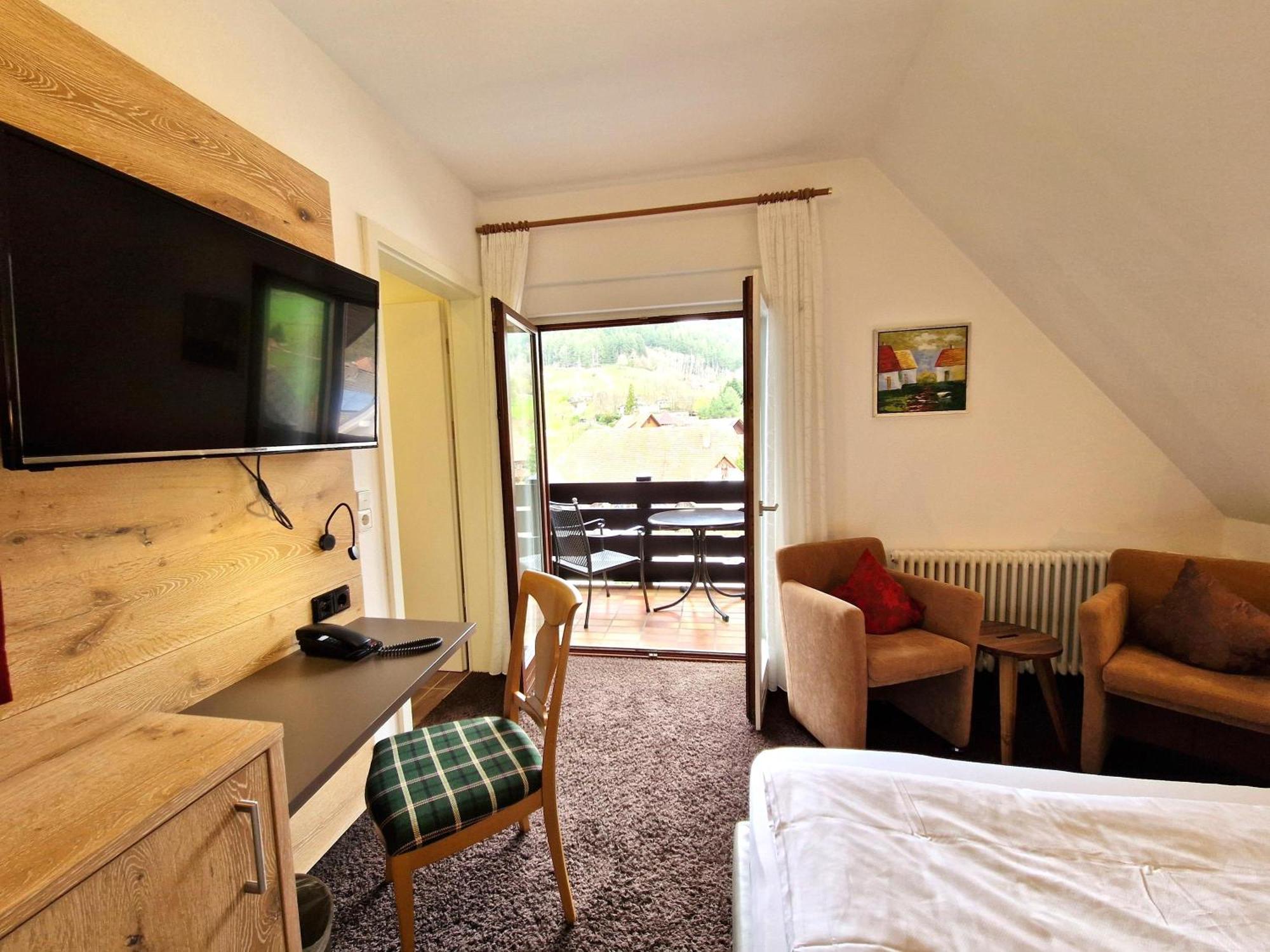 Hotel Gasthaus Mosers Blume Haslach im Kinzigtal Exterior foto